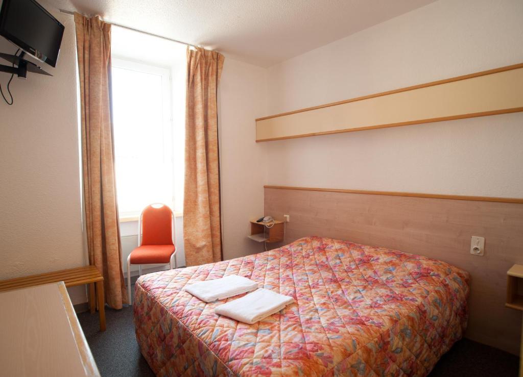 Citotel Hotel Le Commerce Sévérac-le-Château Δωμάτιο φωτογραφία