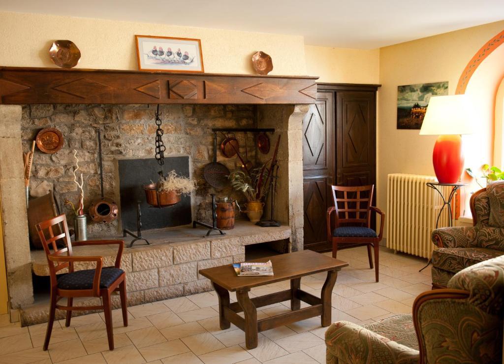 Citotel Hotel Le Commerce Sévérac-le-Château Εξωτερικό φωτογραφία