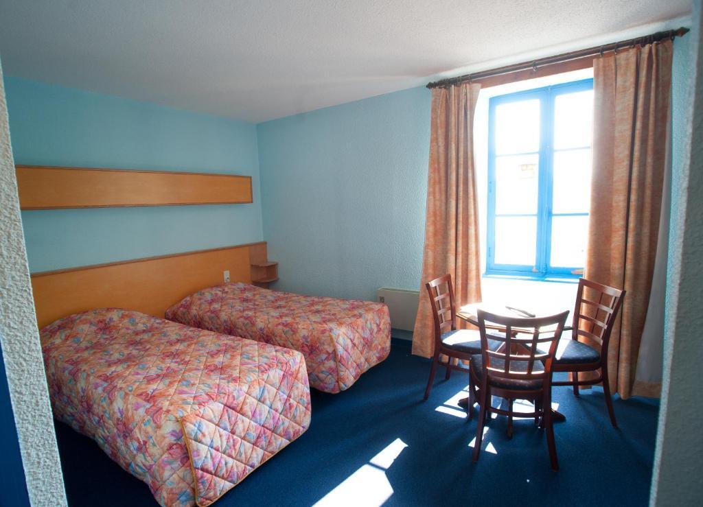 Citotel Hotel Le Commerce Sévérac-le-Château Δωμάτιο φωτογραφία